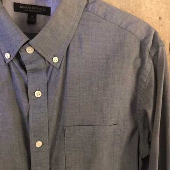 Banana Republic Dark Blue Oxford Button Down - M - Picture 2 of 7